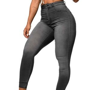 V2 High Waisted FITJEANS SIZE (XXS) BRAND NEW